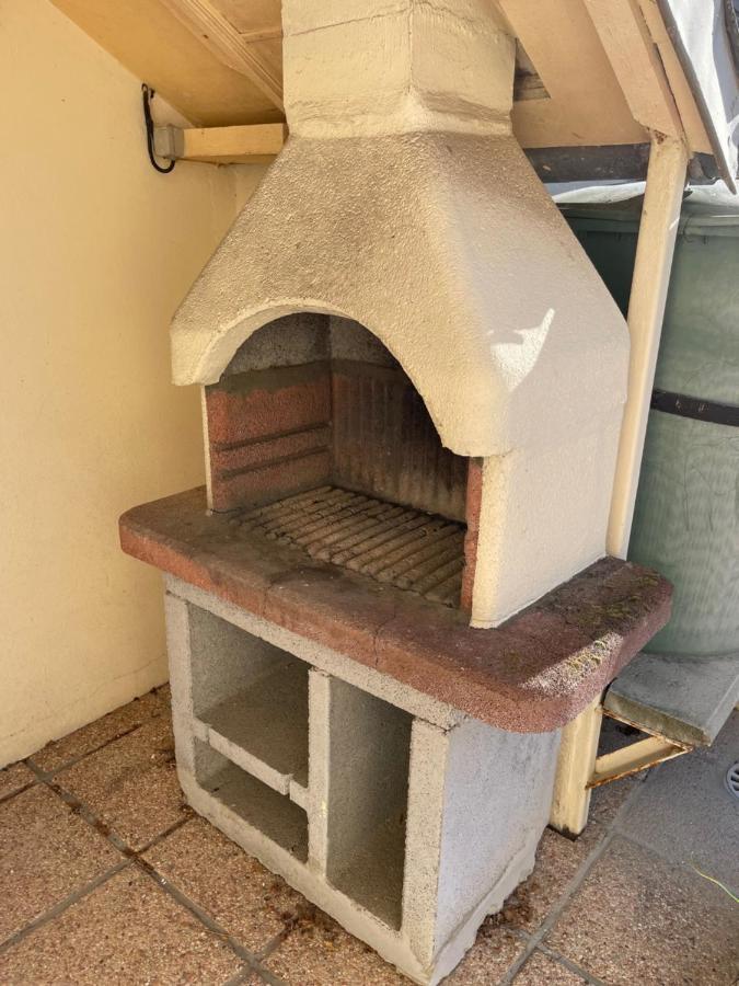 Hébergement de vacances Asinellas Maison 3 150 M De La *